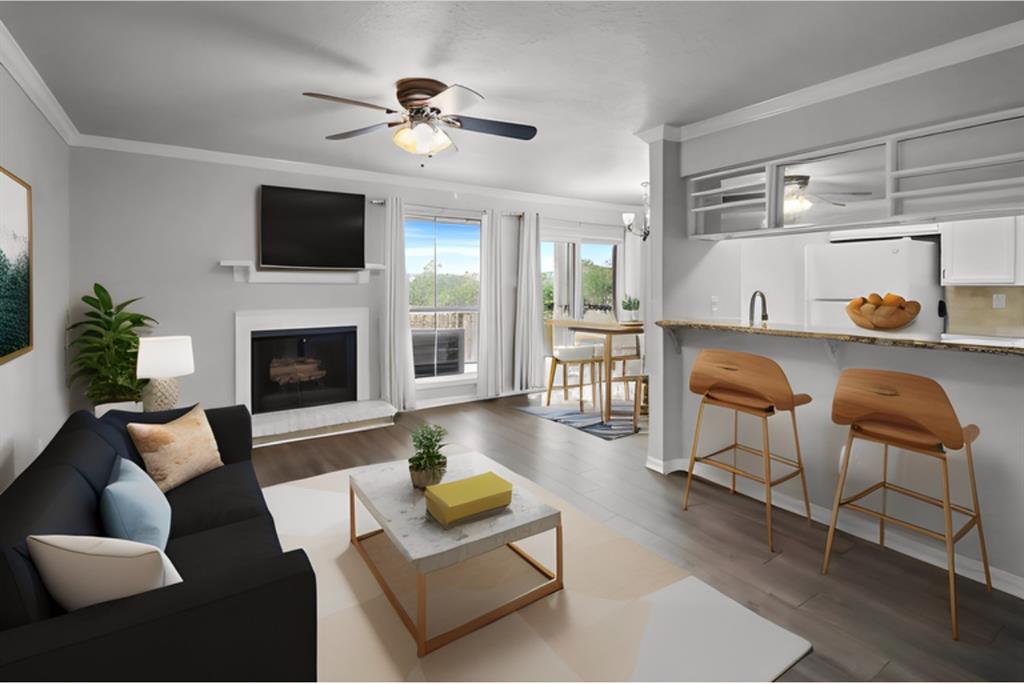 18519 Egret Bay Boulevard #1808, Webster, Texas image 3