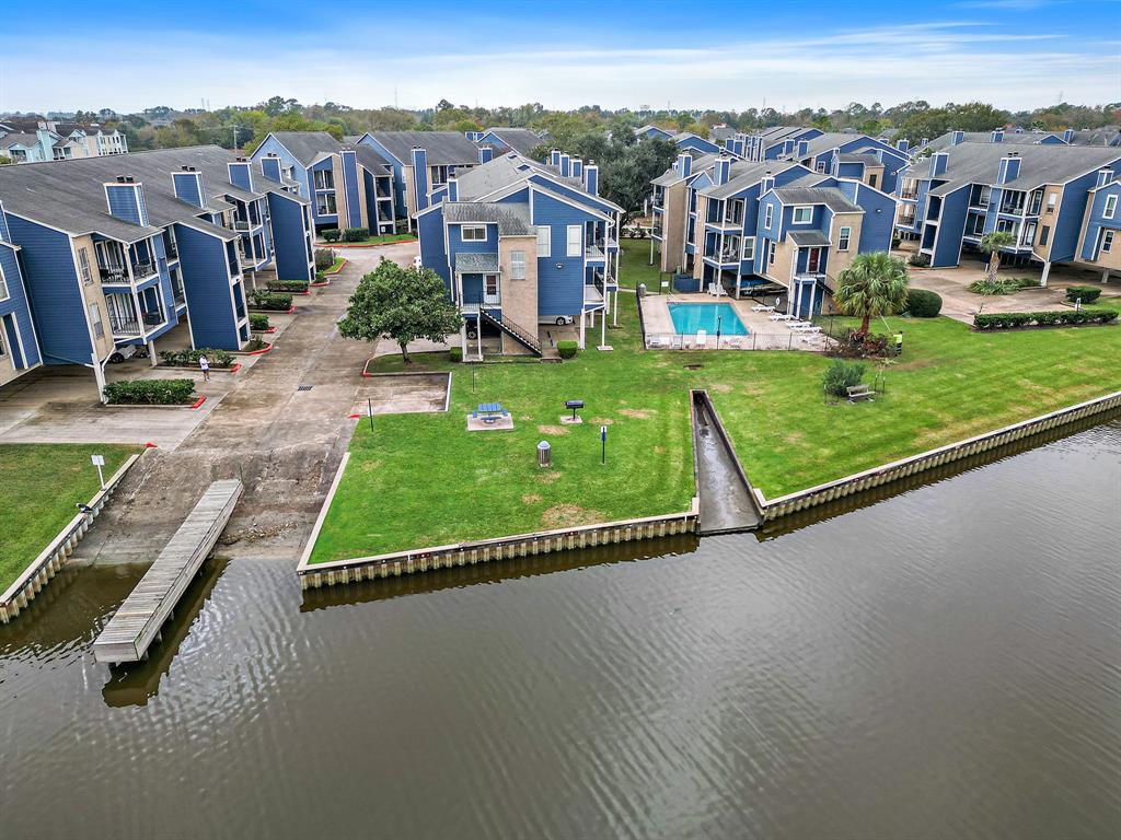 18519 Egret Bay Boulevard #1808, Webster, Texas image 26