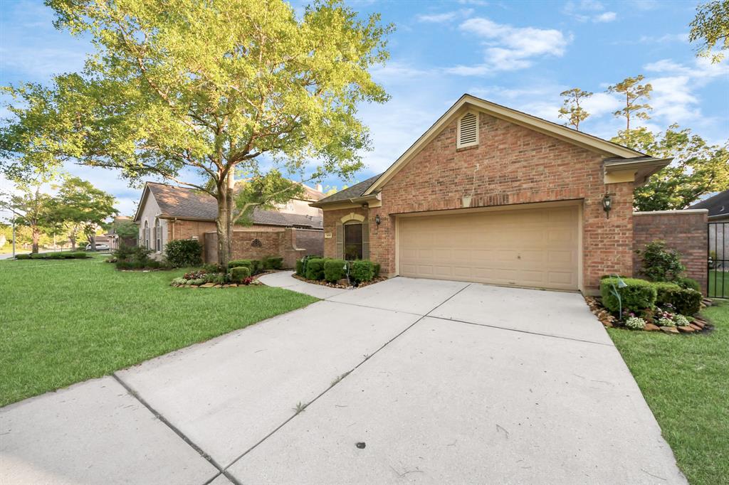 14610 Claycroft Court, Cypress, Texas image 3