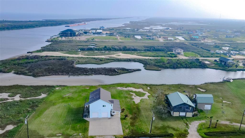 1290 N Crystal Beach Road, Crystal Beach, Texas image 4