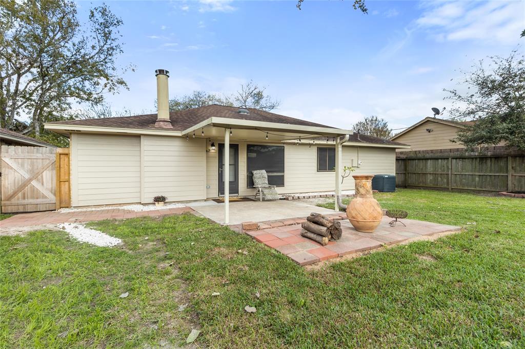 319 Forest Hills Drive, League City, Texas image 39