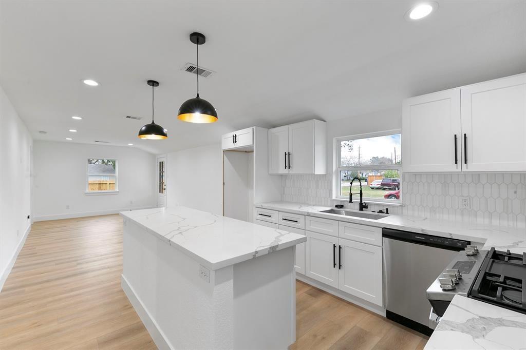 5610 Chapman Street, Houston, Texas image 11