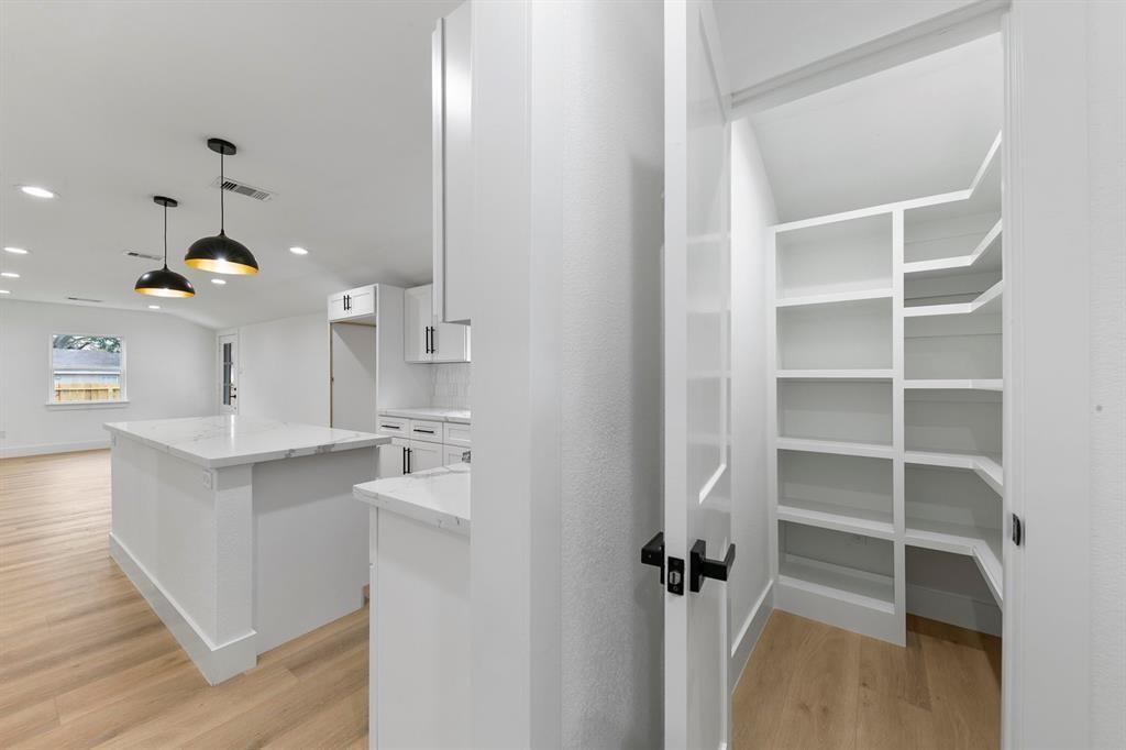 5610 Chapman Street, Houston, Texas image 12