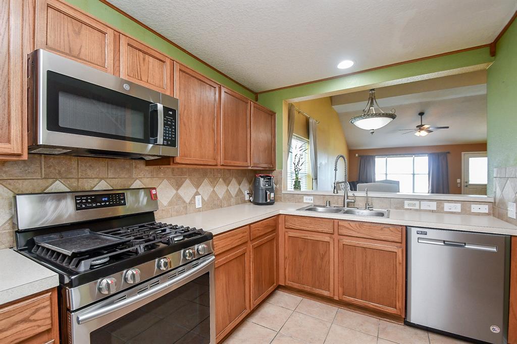 19810 Juniper Berry Drive, Richmond, Texas image 6