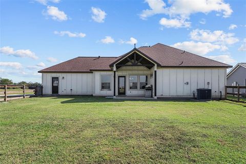 A home in Angleton