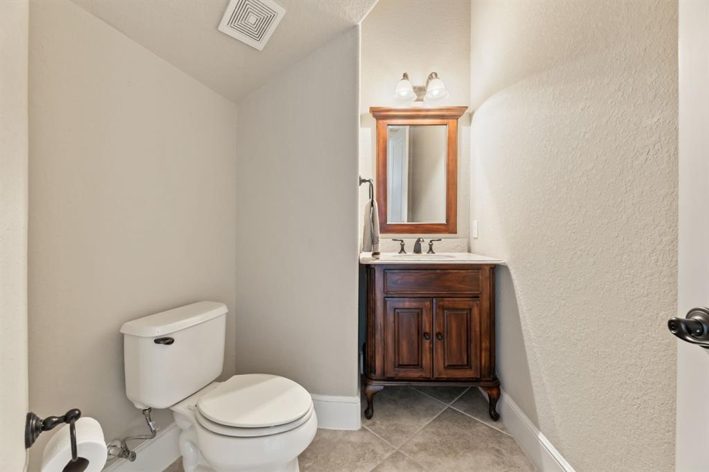 116 Bandera Creek Lane, Friendswood, Texas image 11