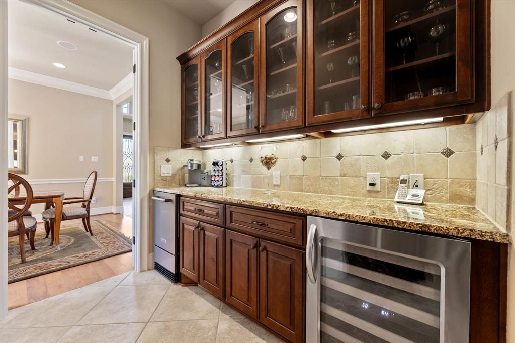 116 Bandera Creek Lane, Friendswood, Texas image 20