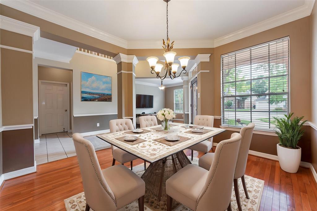 4103 Oak Blossom Court, Houston, Texas image 3