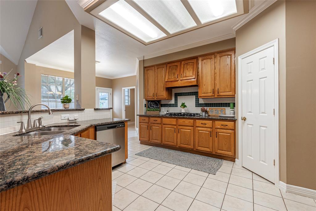 4103 Oak Blossom Court, Houston, Texas image 18