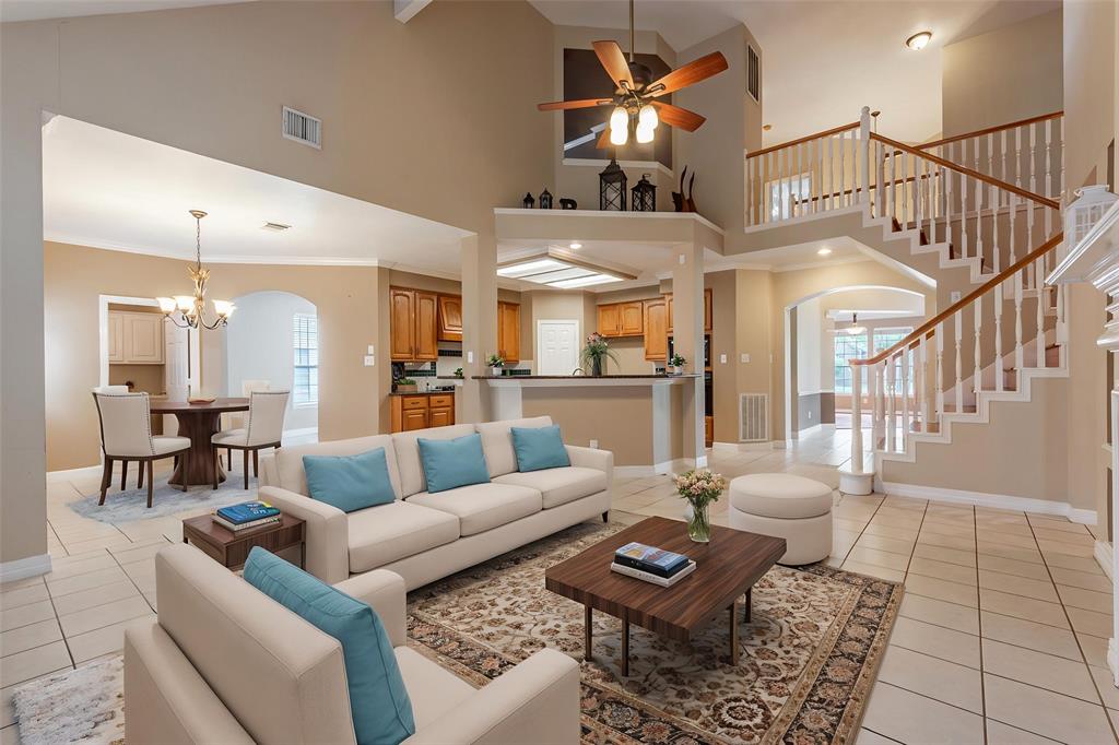 4103 Oak Blossom Court, Houston, Texas image 2