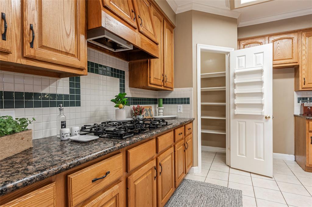 4103 Oak Blossom Court, Houston, Texas image 19