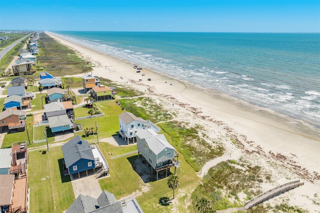 21221 Gulf Drive, Galveston, Texas image 4