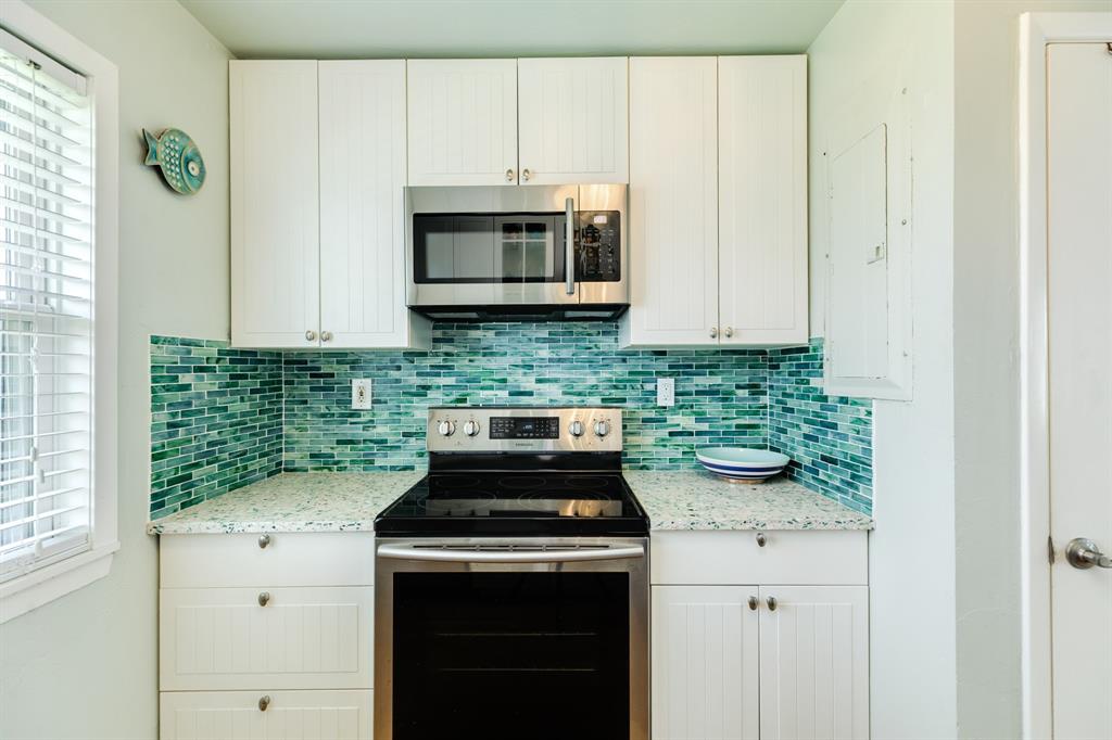 21221 Gulf Drive, Galveston, Texas image 30