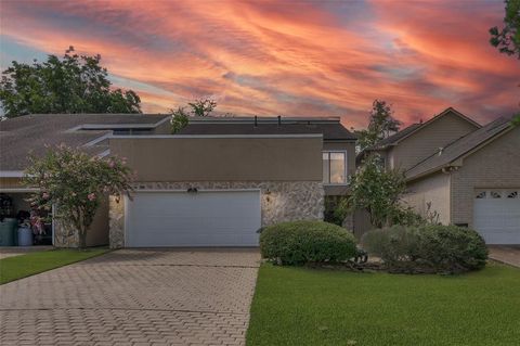 A home in Conroe