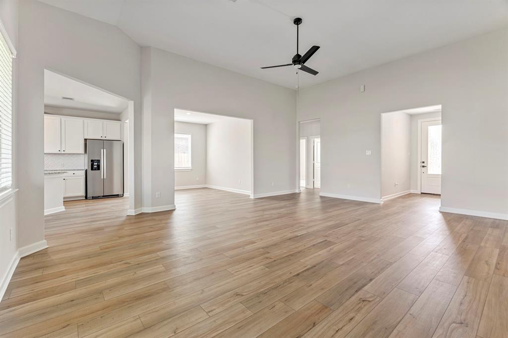 10518 Sutter Creek Drive, Iowa Colony, Texas image 4