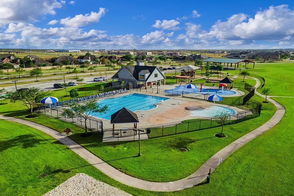 10518 Sutter Creek Drive, Iowa Colony, Texas image 13