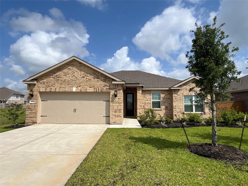 10518 Sutter Creek Drive, Iowa Colony, Texas image 1
