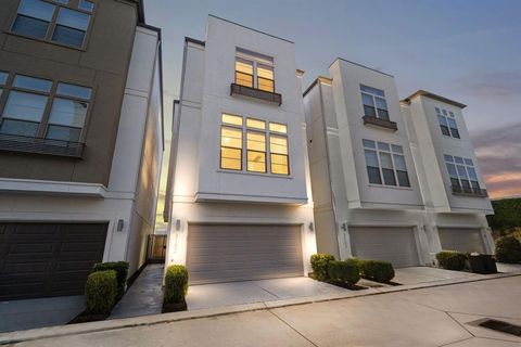 Photo of 3102 Mitchell Landing Court, Houston, TX 77025 (MLS # 10957535)