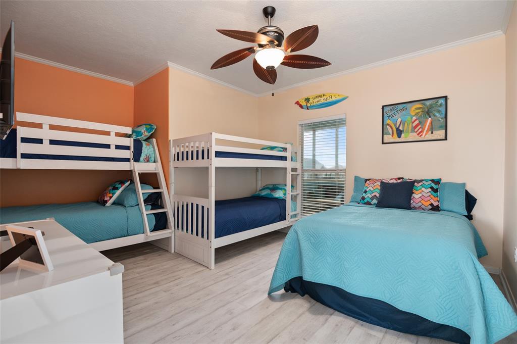 2703 Gillespie, Crystal Beach, Texas image 34