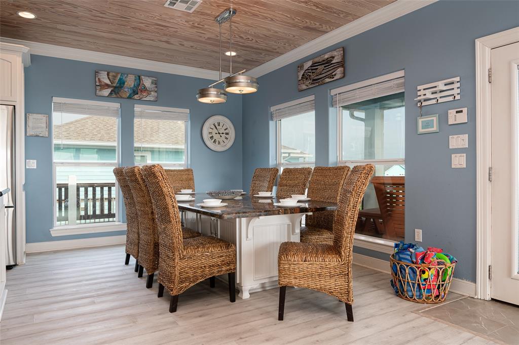 2703 Gillespie, Crystal Beach, Texas image 16