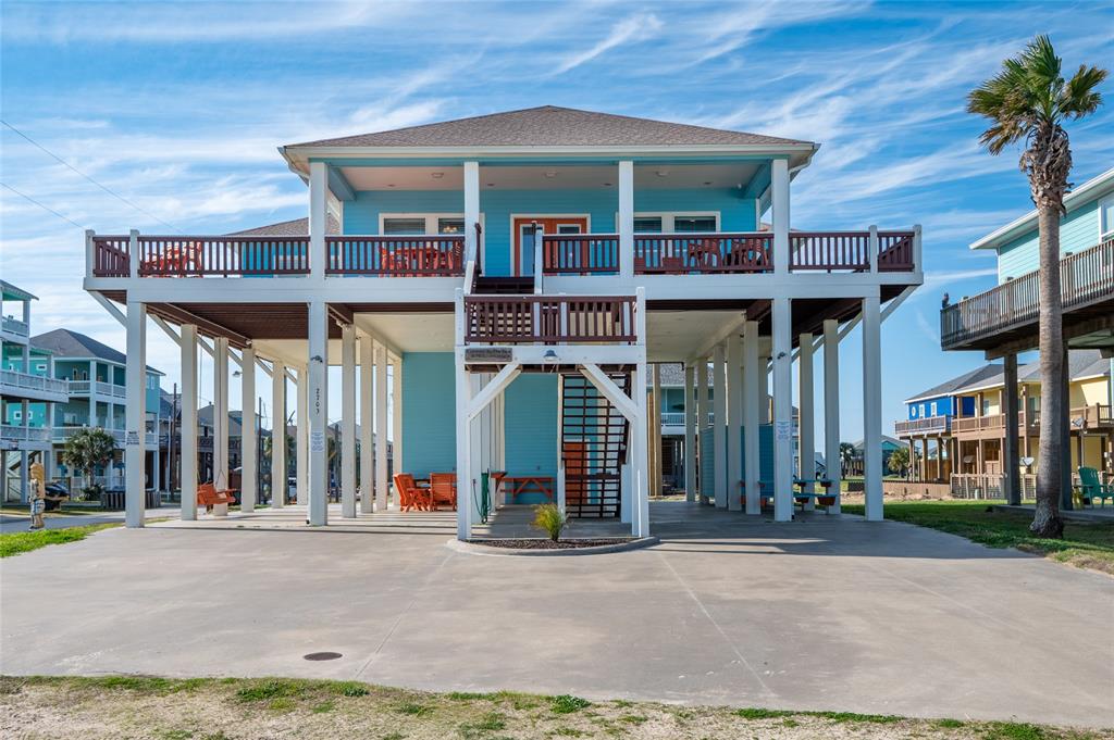 2703 Gillespie, Crystal Beach, Texas image 9
