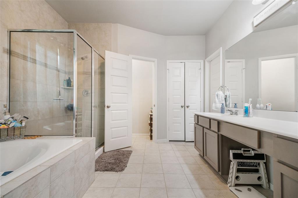 513 Moore Street, Richwood, Texas image 14