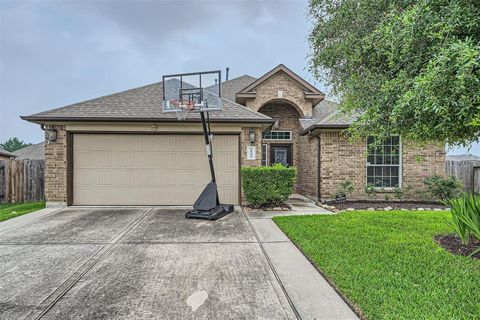 Single Family Residence in Kingwood TX 21335 Lily Springs Drive.jpg