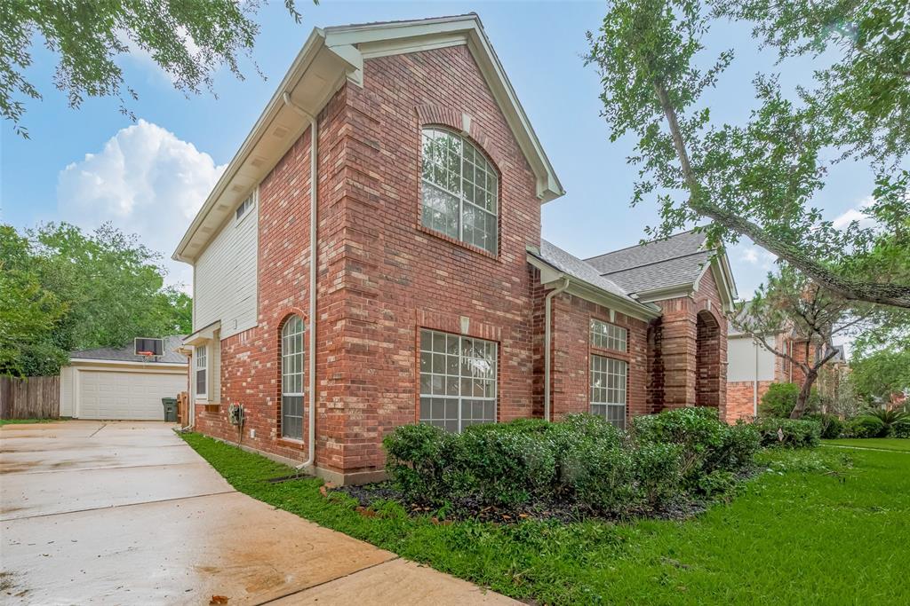 1615 Monvale Lane