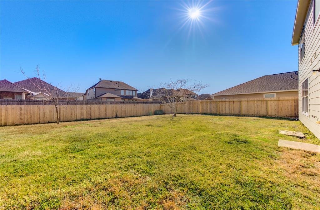 3207 Trail Hollow Drive, Pearland, Texas image 36