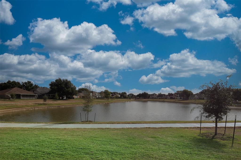 22814 W Waterlake Drive, Richmond, Texas image 17