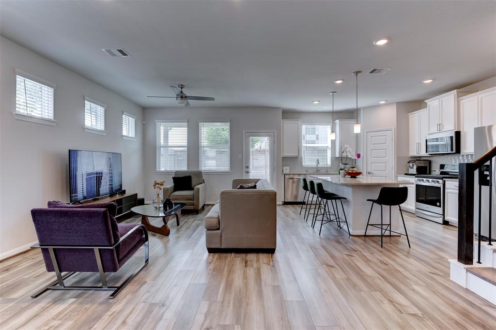 Houston, Texas 77084, United States, 3 Bedrooms Bedrooms, ,3 BathroomsBathrooms,Residential,Pending,108348