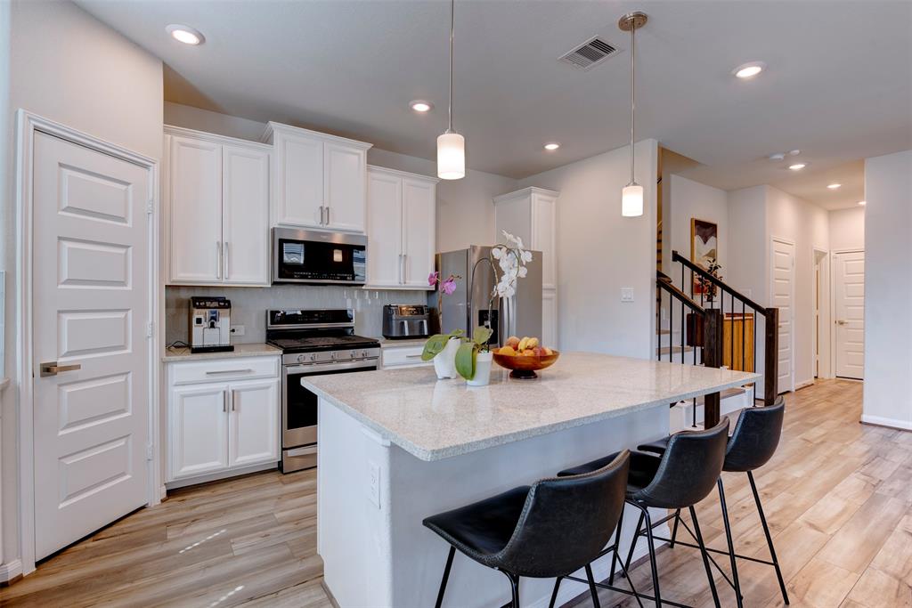 Houston, Texas 77084, United States, 3 Bedrooms Bedrooms, ,3 BathroomsBathrooms,Residential,Pending,108348