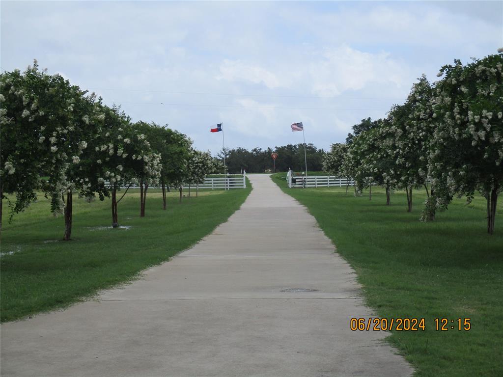 520 Us-290 W, Ledbetter, Texas image 3