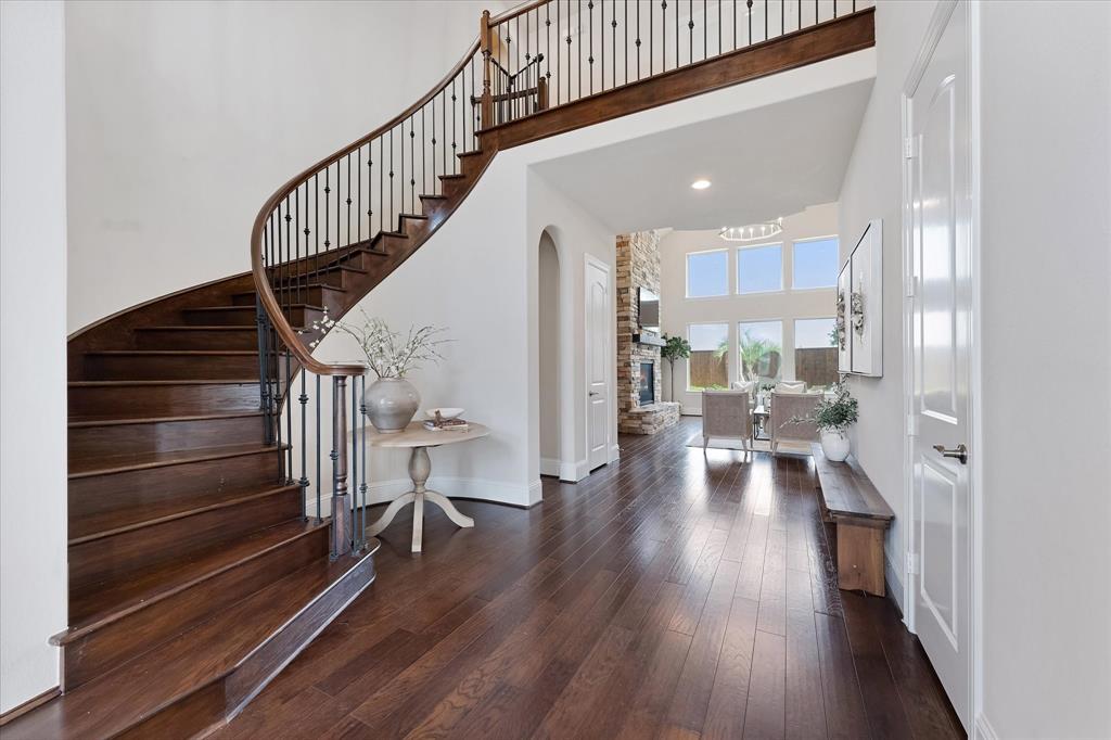 5823 Stratton Woods Drive