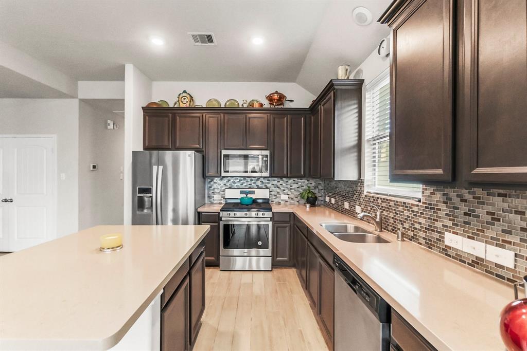 8202 Lockridge Terrace Lane, Cypress, Texas image 12