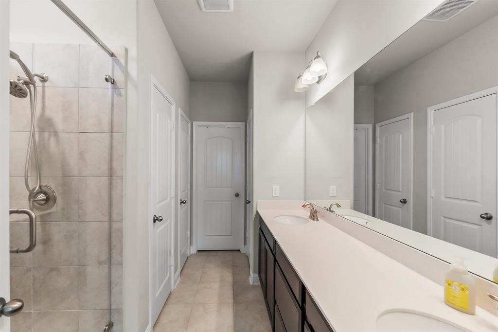 8202 Lockridge Terrace Lane, Cypress, Texas image 21