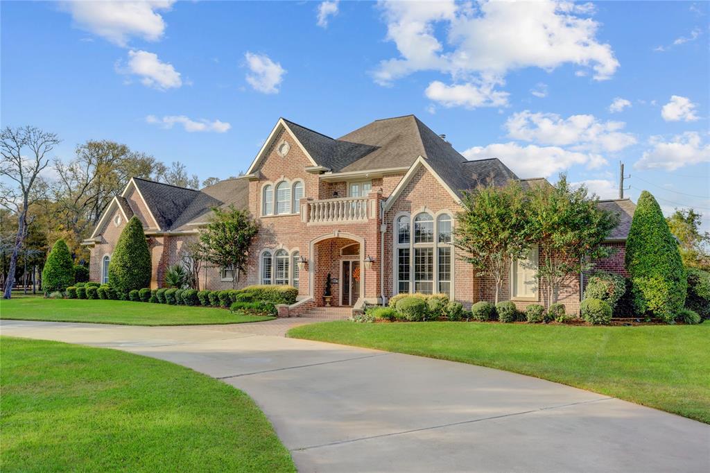 4911 Shiloh Lake Drive