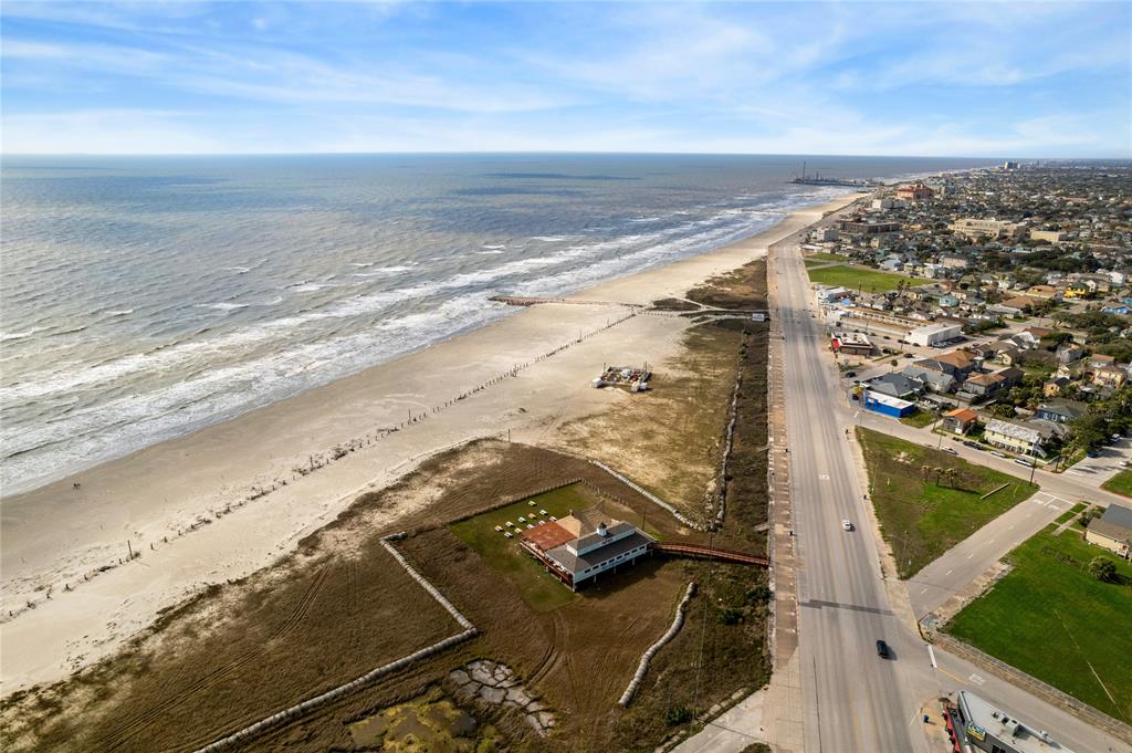 613 9th Street, Galveston, Texas image 2
