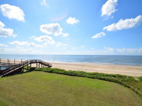 A home in Crystal Beach