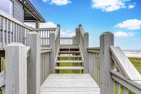 A home in Crystal Beach