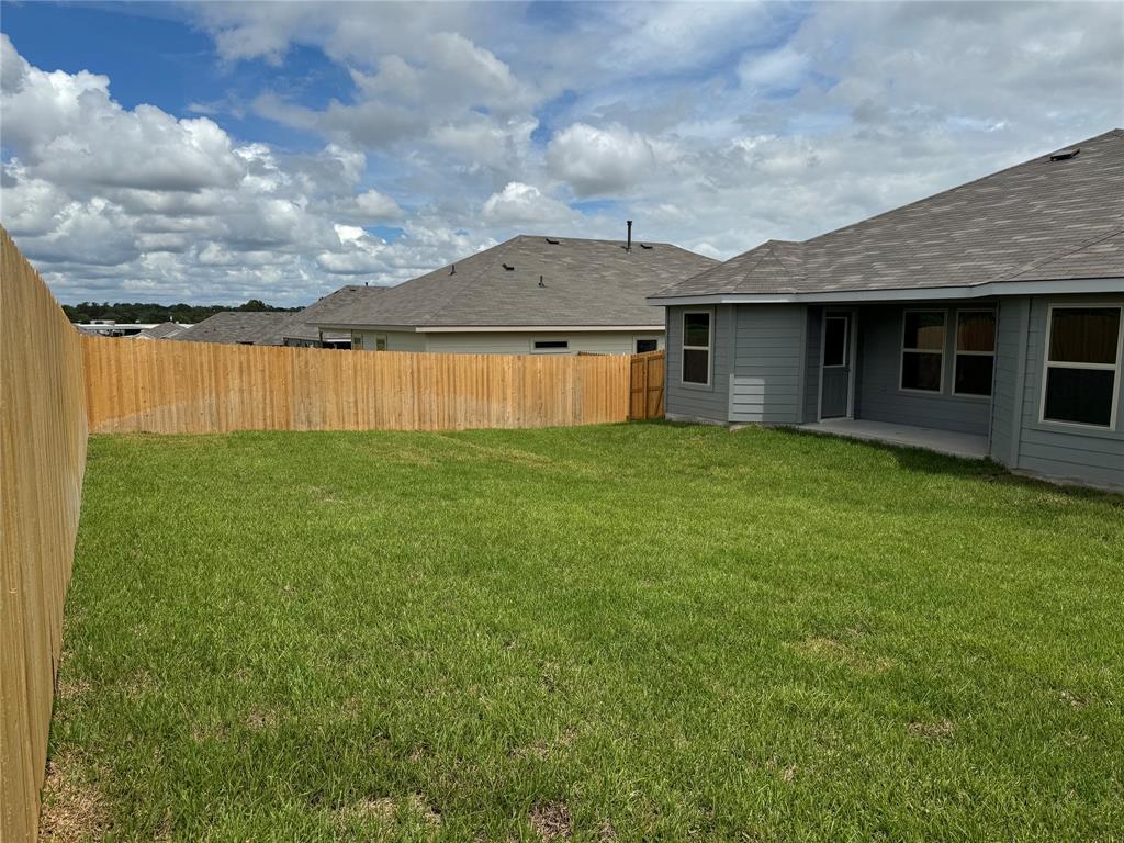 1707 Grimes Drive, Brenham, Texas image 4