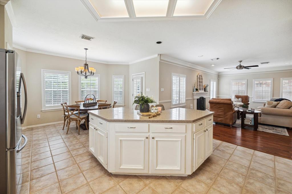 13923 Roxton Drive, Houston, Texas image 11
