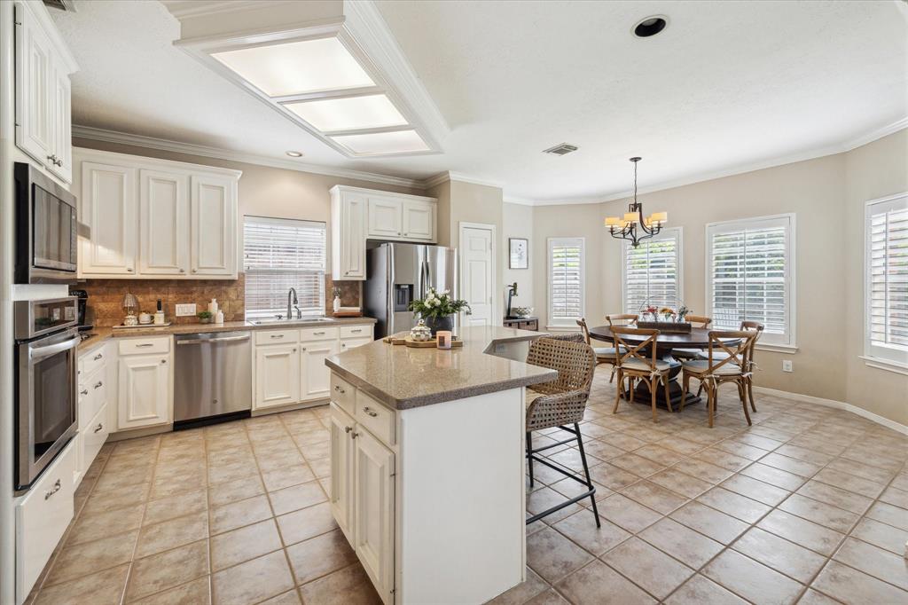 13923 Roxton Drive, Houston, Texas image 12