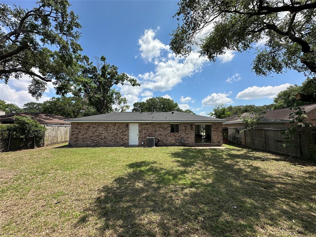 8915 Glen Shadow Dr Dr, Houston, Texas image 18