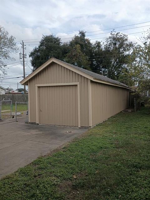 A home in Rosenberg