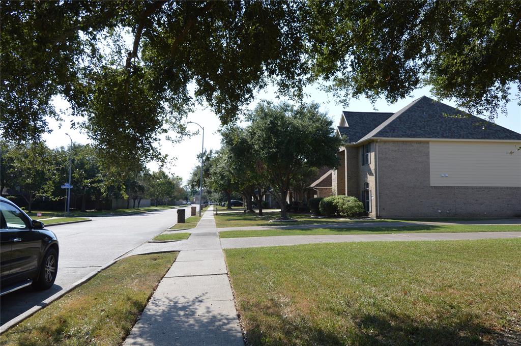 9927 Toulouse Avenue, Baytown, Texas image 47