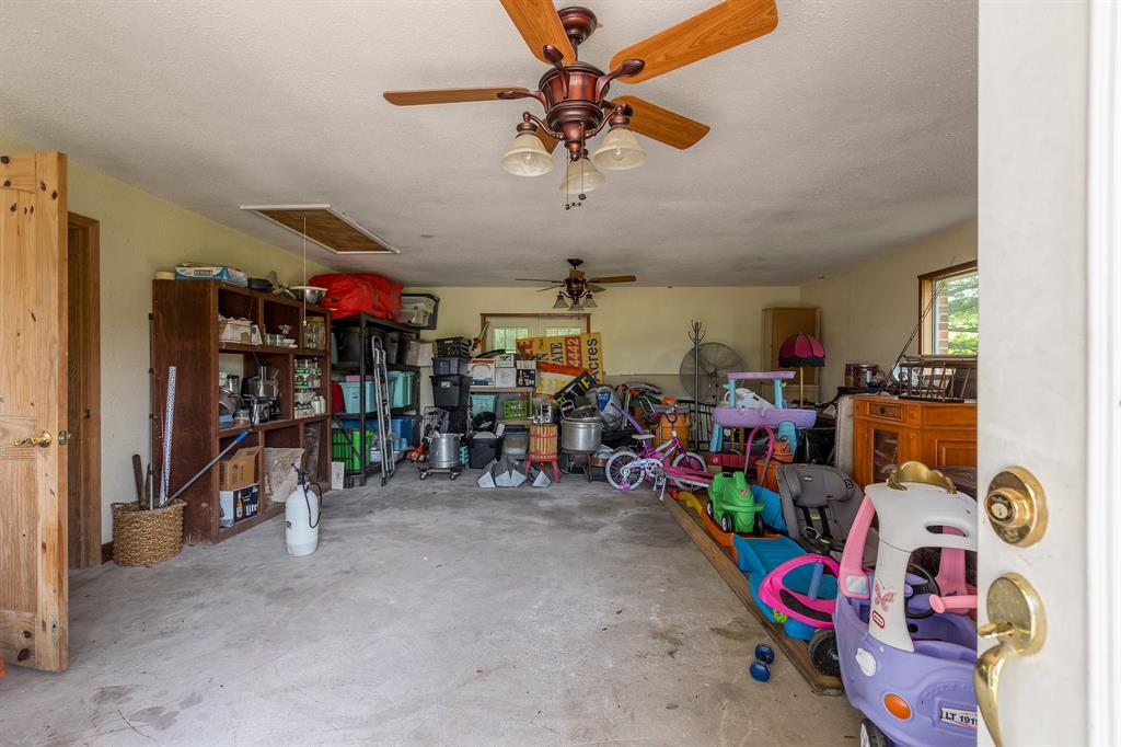 215 County Road 2153, Cleveland, Texas image 38