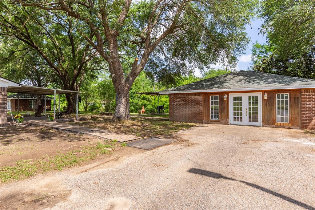 215 County Road 2153, Cleveland, Texas image 37