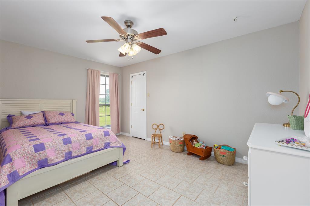 215 County Road 2153, Cleveland, Texas image 23