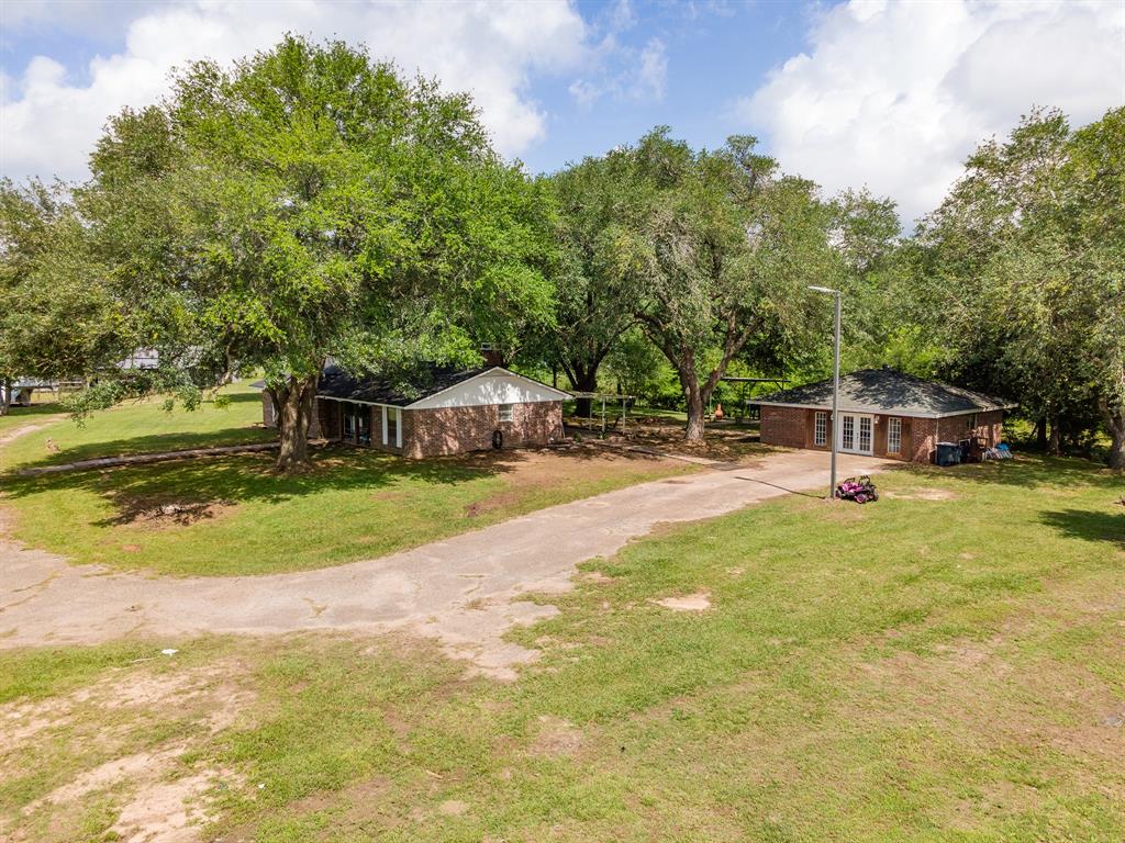 215 County Road 2153, Cleveland, Texas image 32